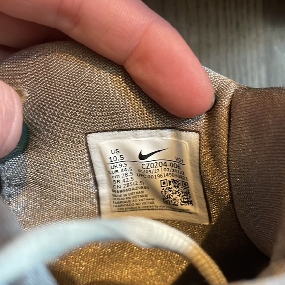 Kyrie Infinity Leopard Camo - Picture 5 of 5